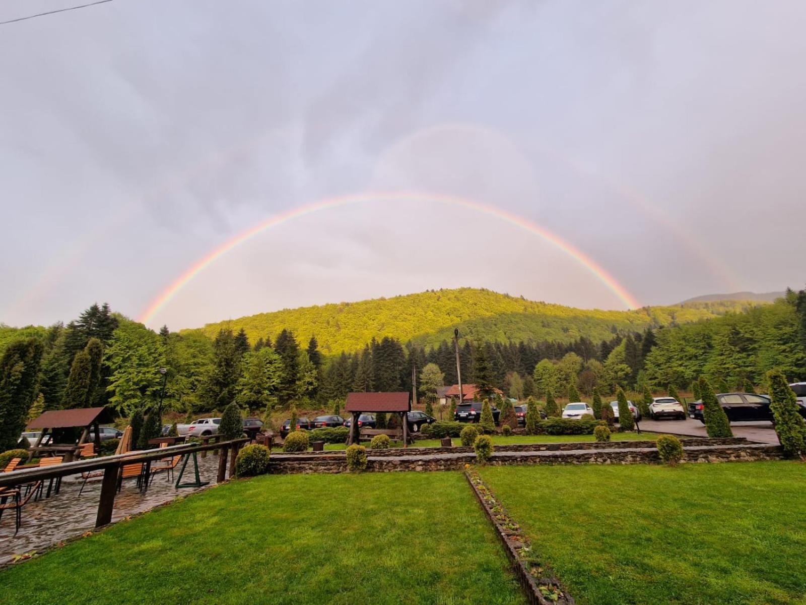 Hotel Miruna Sîmbăta de Sus Dış mekan fotoğraf